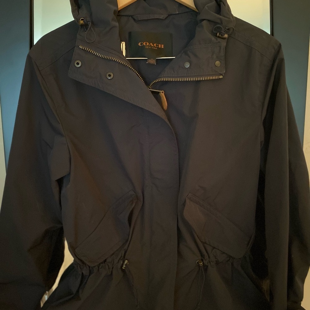 Coach Rain cost with hood. Waist adjustable